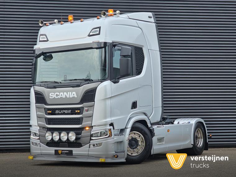 Scania R460 4x2 / RETARDER / FULL AIR / 2 TANKS